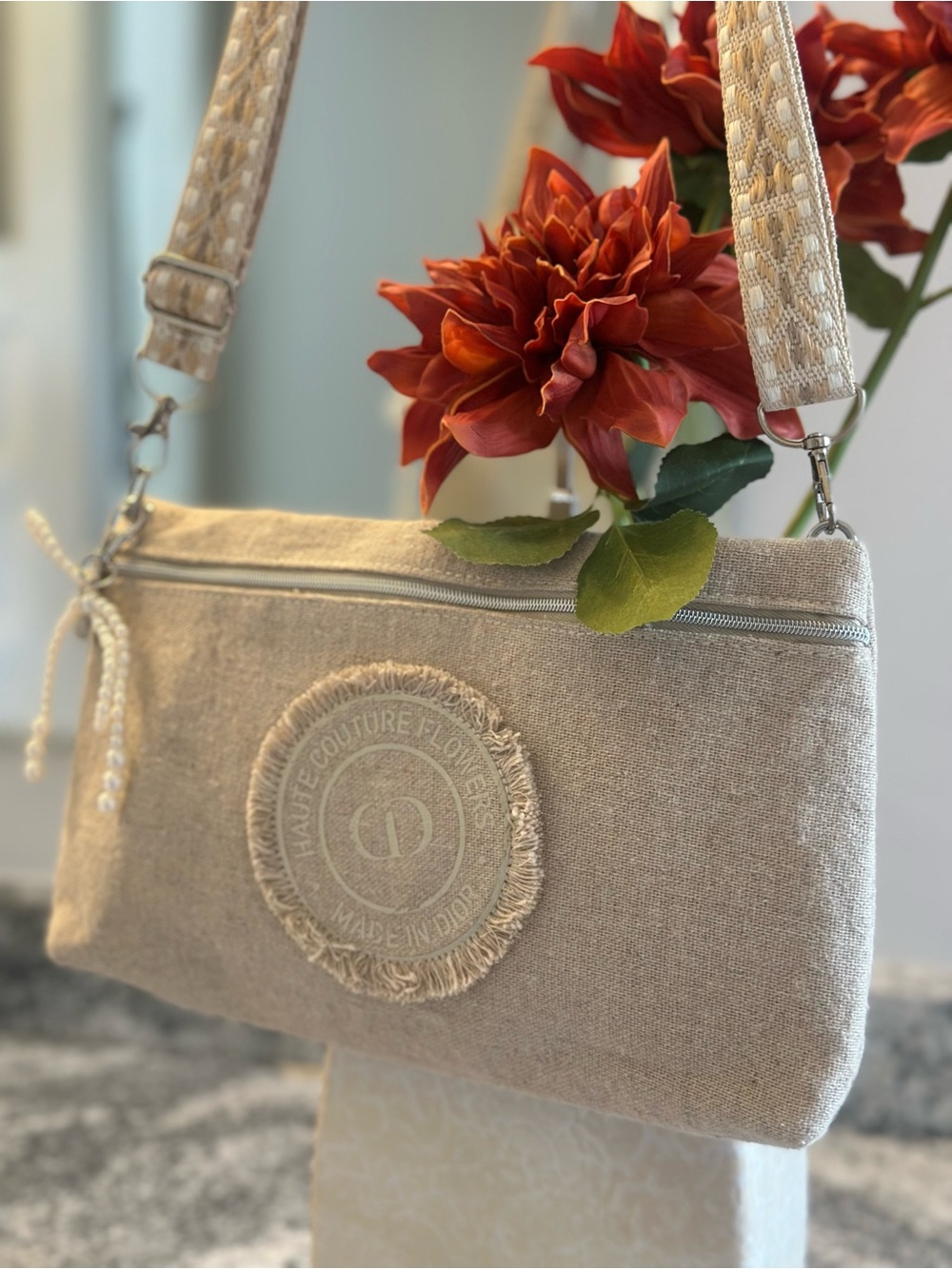 Dior Beige Beauty/Cosmetic Bag GWP NWOT plz read description - Picture 4 of 5